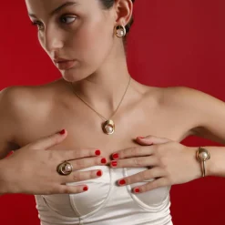 Majorica Anillo Con Perla Petra En Acero Dorado| Anillos Grandes