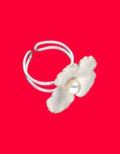 Majorica Anillo Novia Santorini Bianco Con Flor Grande Nacarada Y Perla Redonda| Anillos Grandes