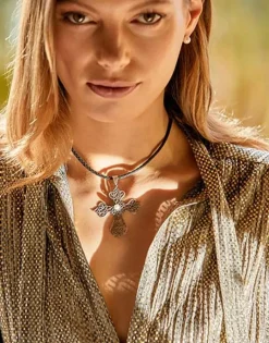 Majorica Colgante Tudor Peregrina Con Perla Sobre Cruz| Colgante Cadena