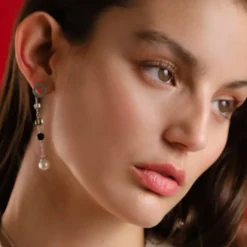 Majorica Pendientes Largos Algaida En Plata Con Perla Y Cristales De Murano Negros| Pendientes De Perlas Largos