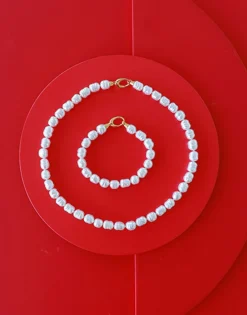 Majorica Pulsera Agora Dorada Con Perlas Barrocas Blancas| Pulseras Doradas