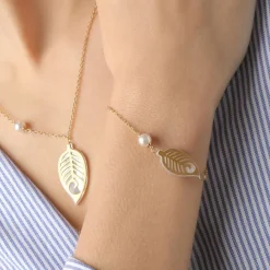 Majorica Pulsera Dafne Con Hoja En Madreperla| Pulseras Encadenadas