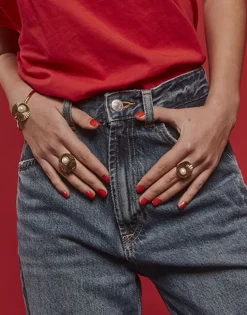 Majorica Pulsera Dorada Le Palm Con Perla Blanca| Brazaletes Rígidos